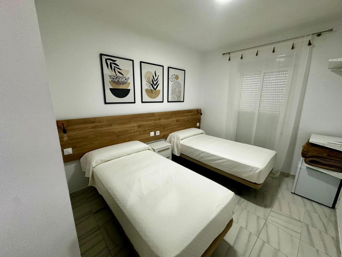 Hostal Merino Jedula Exterior foto