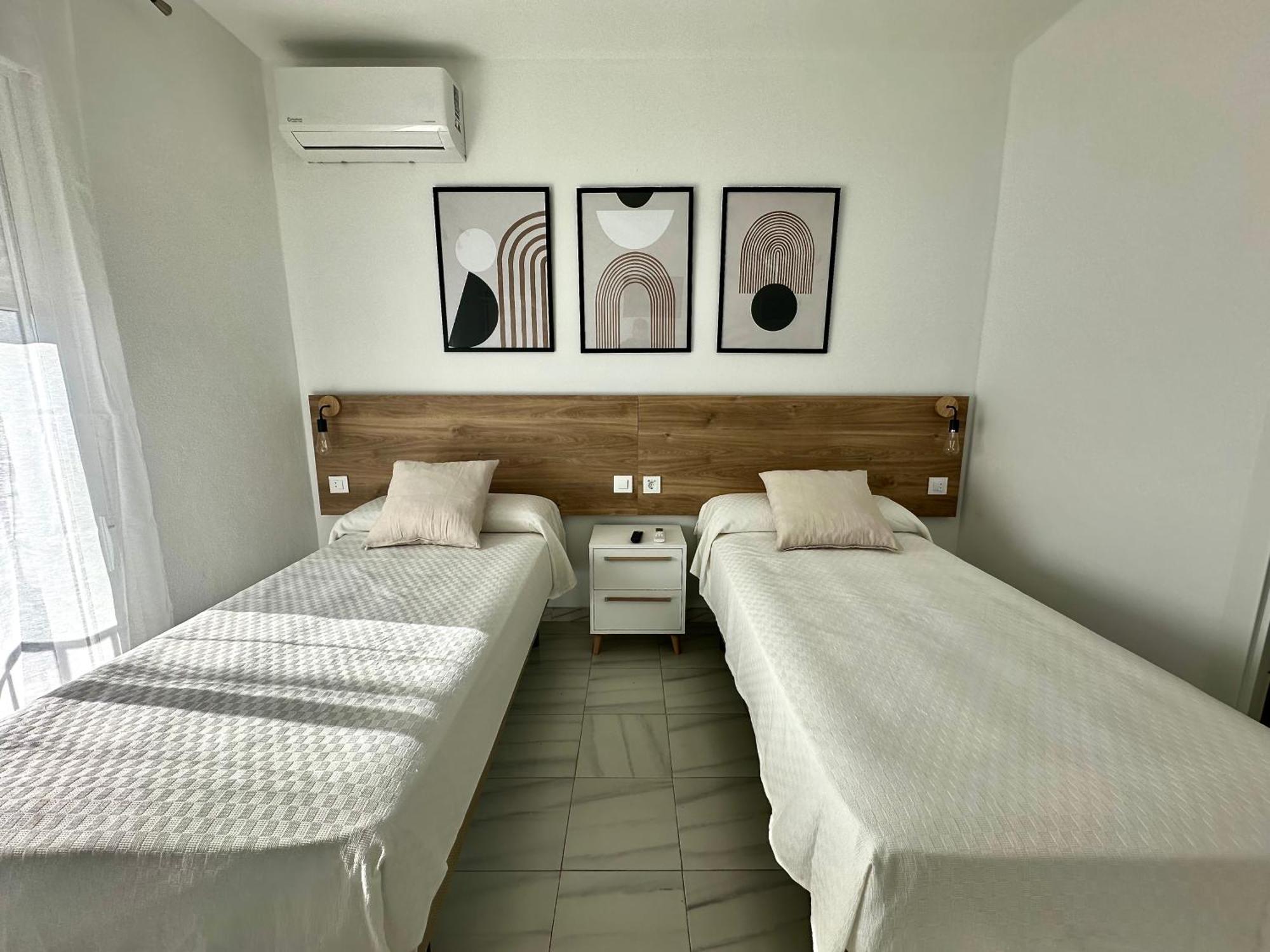 Hostal Merino Jedula Exterior foto